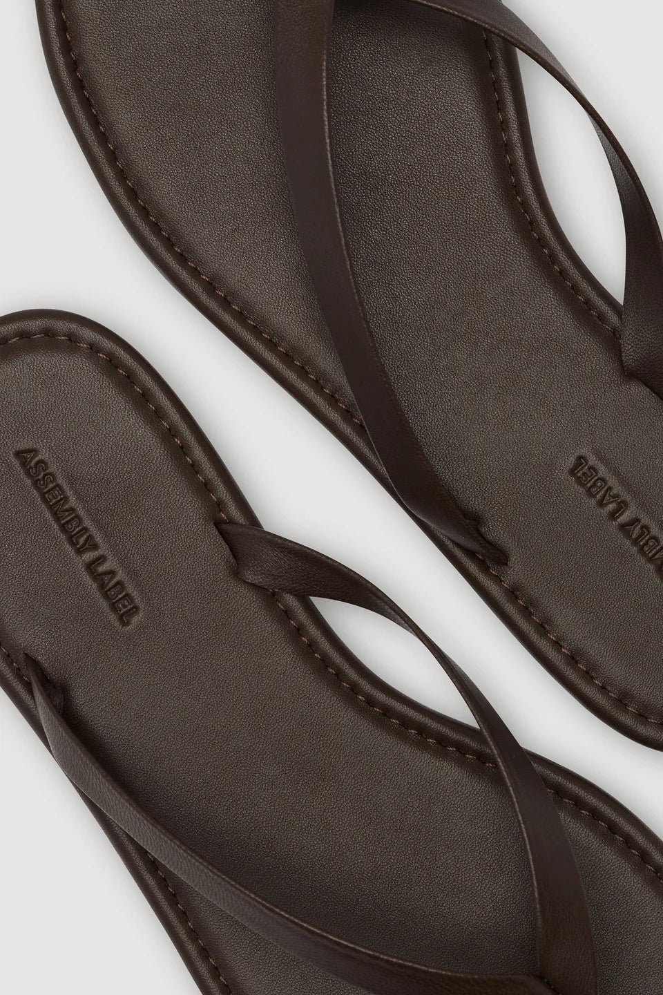 Alina Leather Thong - Walnut