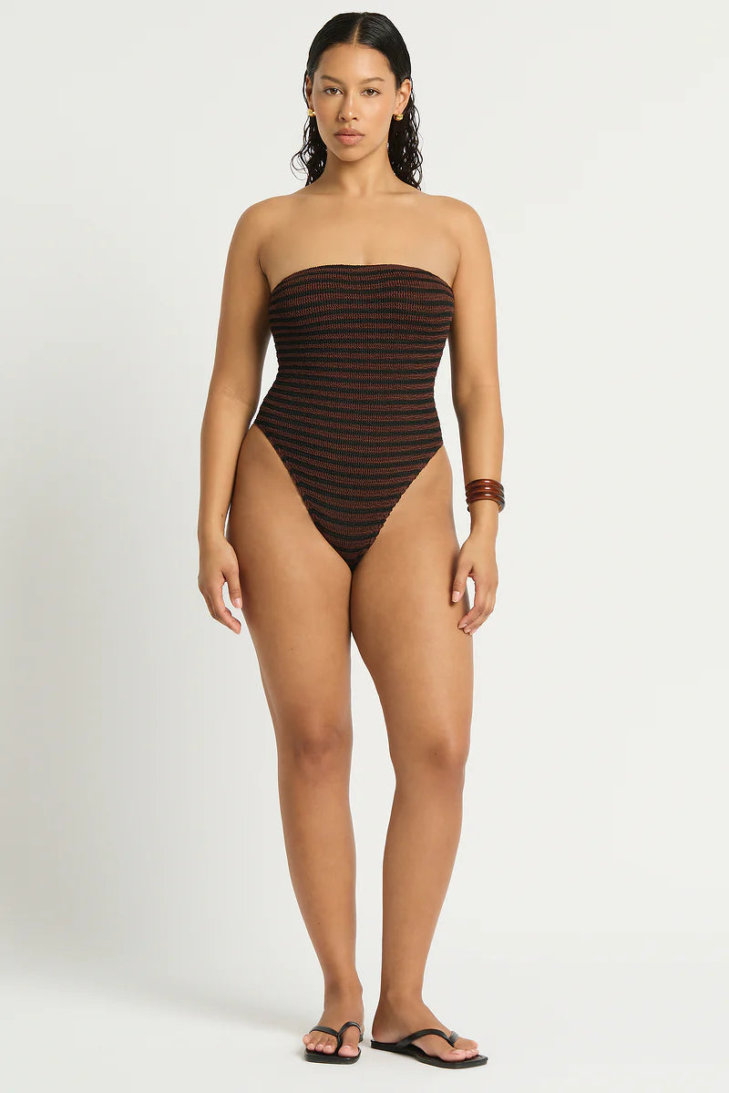 Fane One Piece - Carob / Black