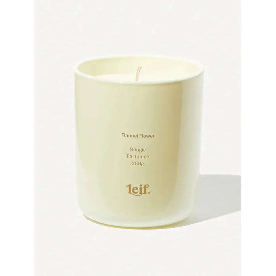 Leif Flannel Flower Candle