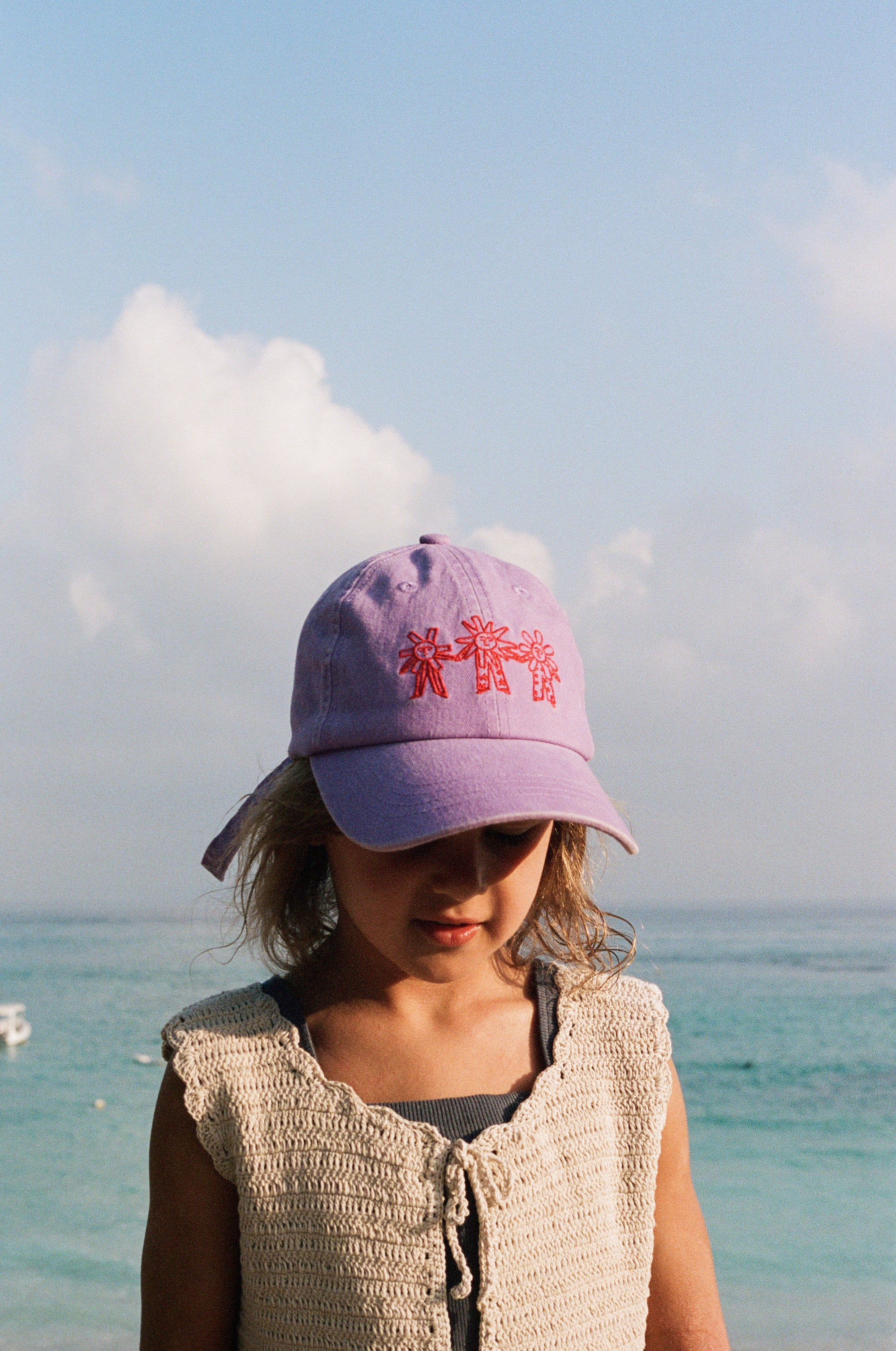 Dancing Flowers Cap - Grape