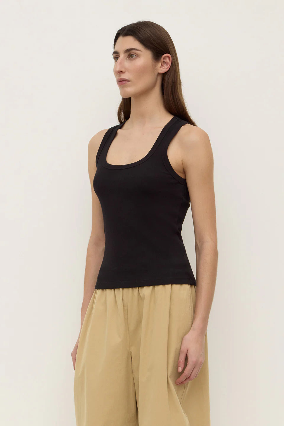 Robyn Scoop Neck - Black