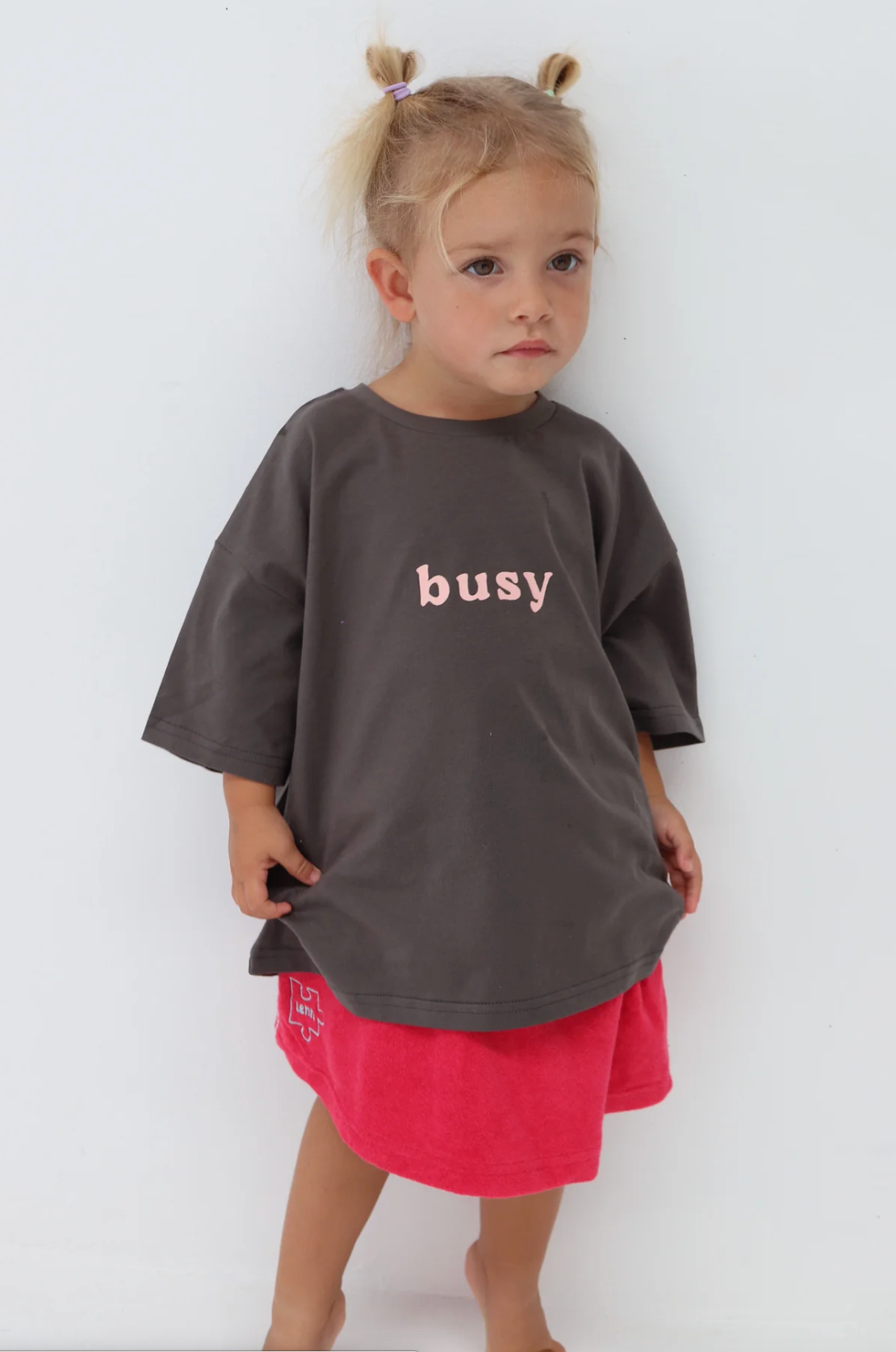 Busy Tee - Charcoal Pink