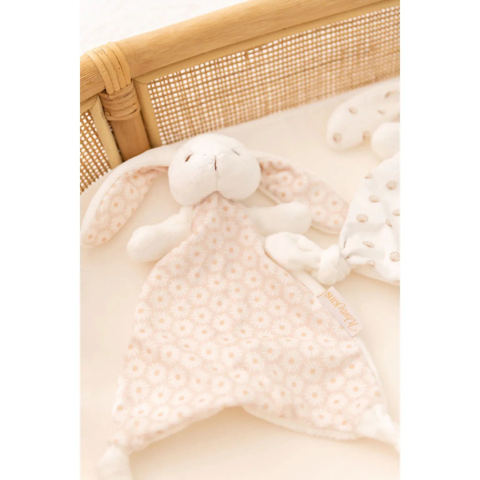 Woven Kids Cuddle Bunny Comforter