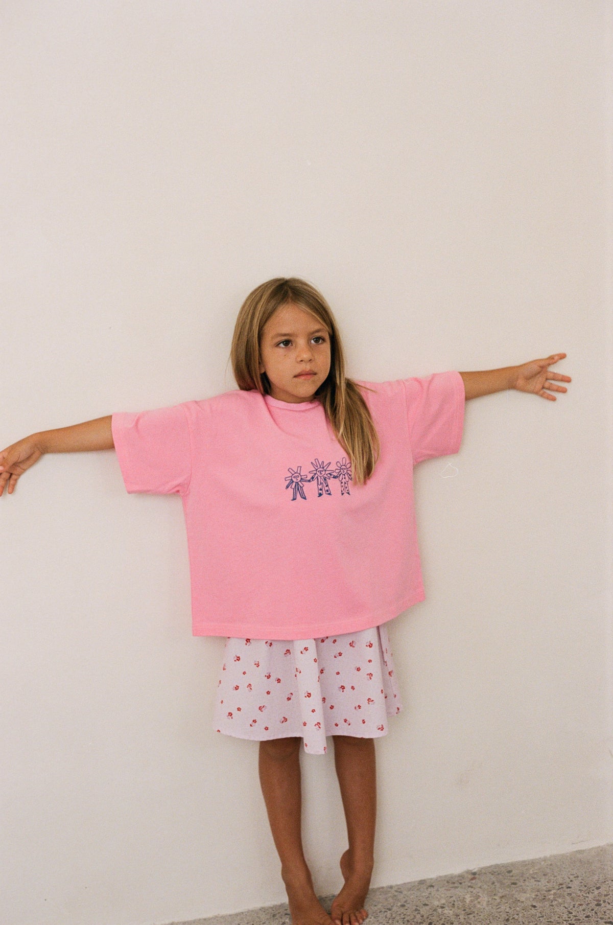 Dancing Flowers Tee - Peony
