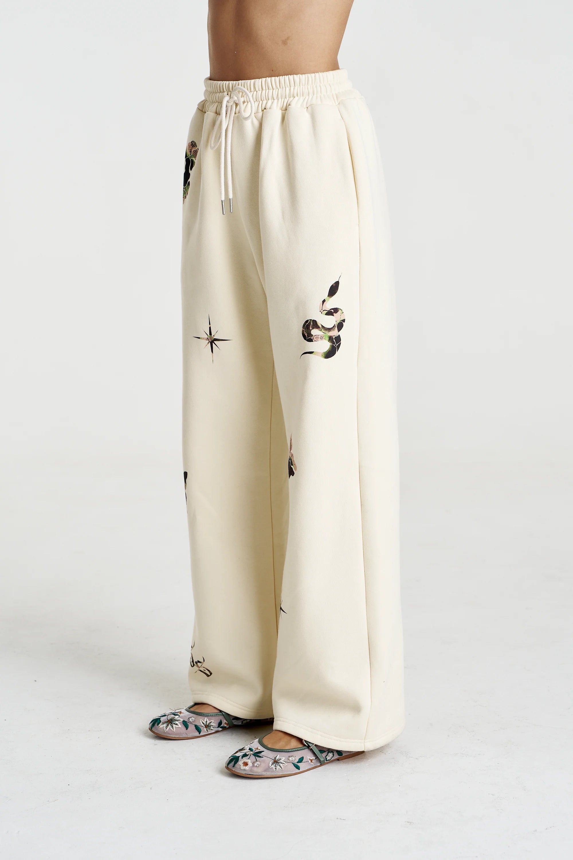 Motif Trackpant - Vanilla