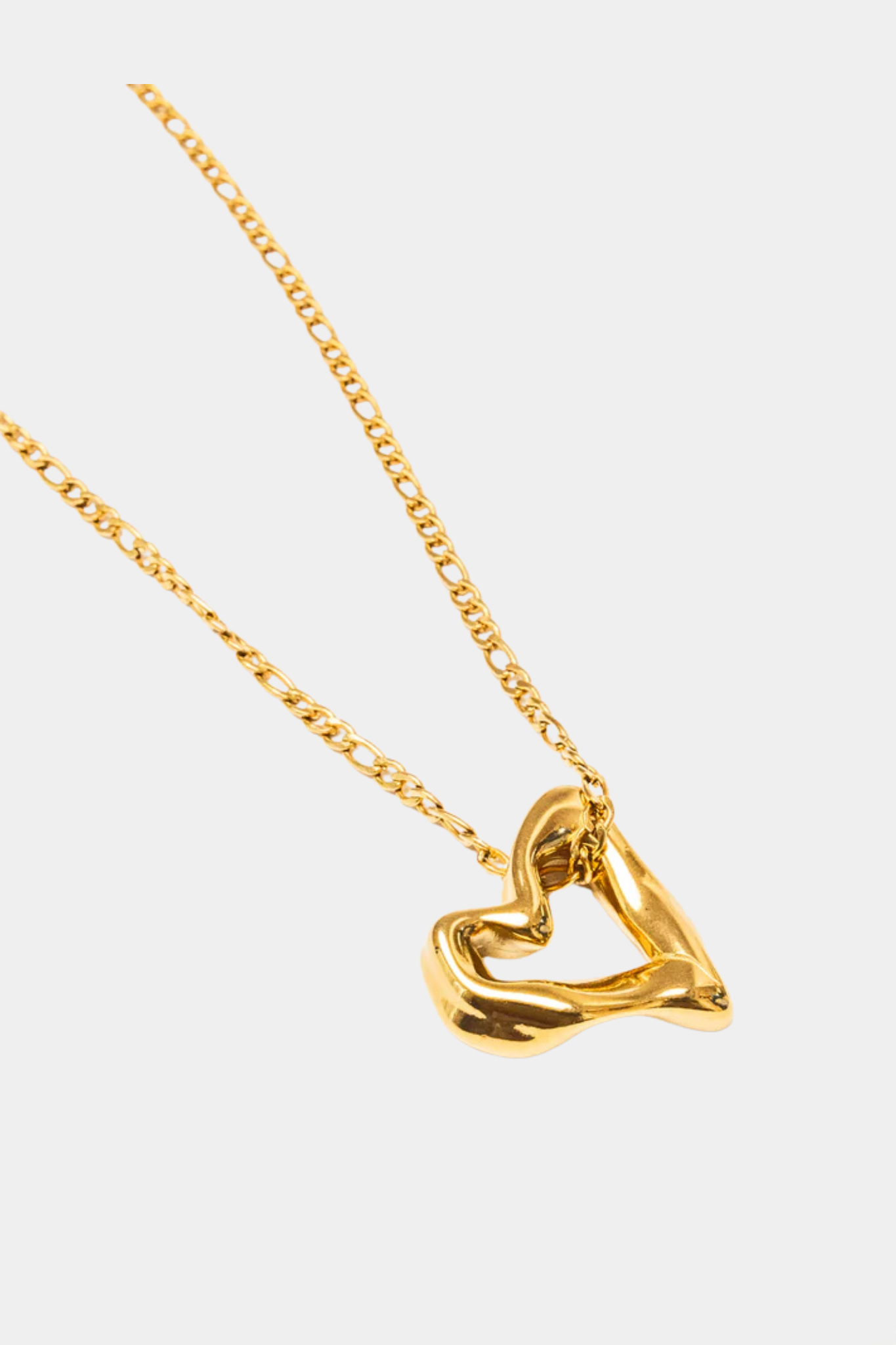 Heart Strong Necklace in 18k Gold Plated