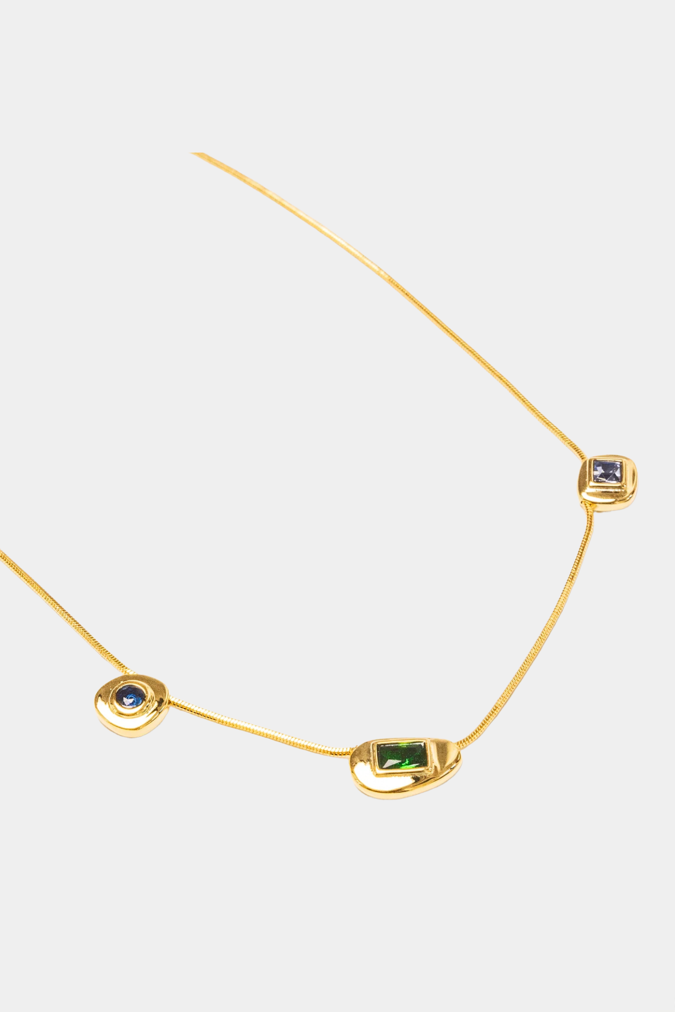 Mara Necklace in Gold