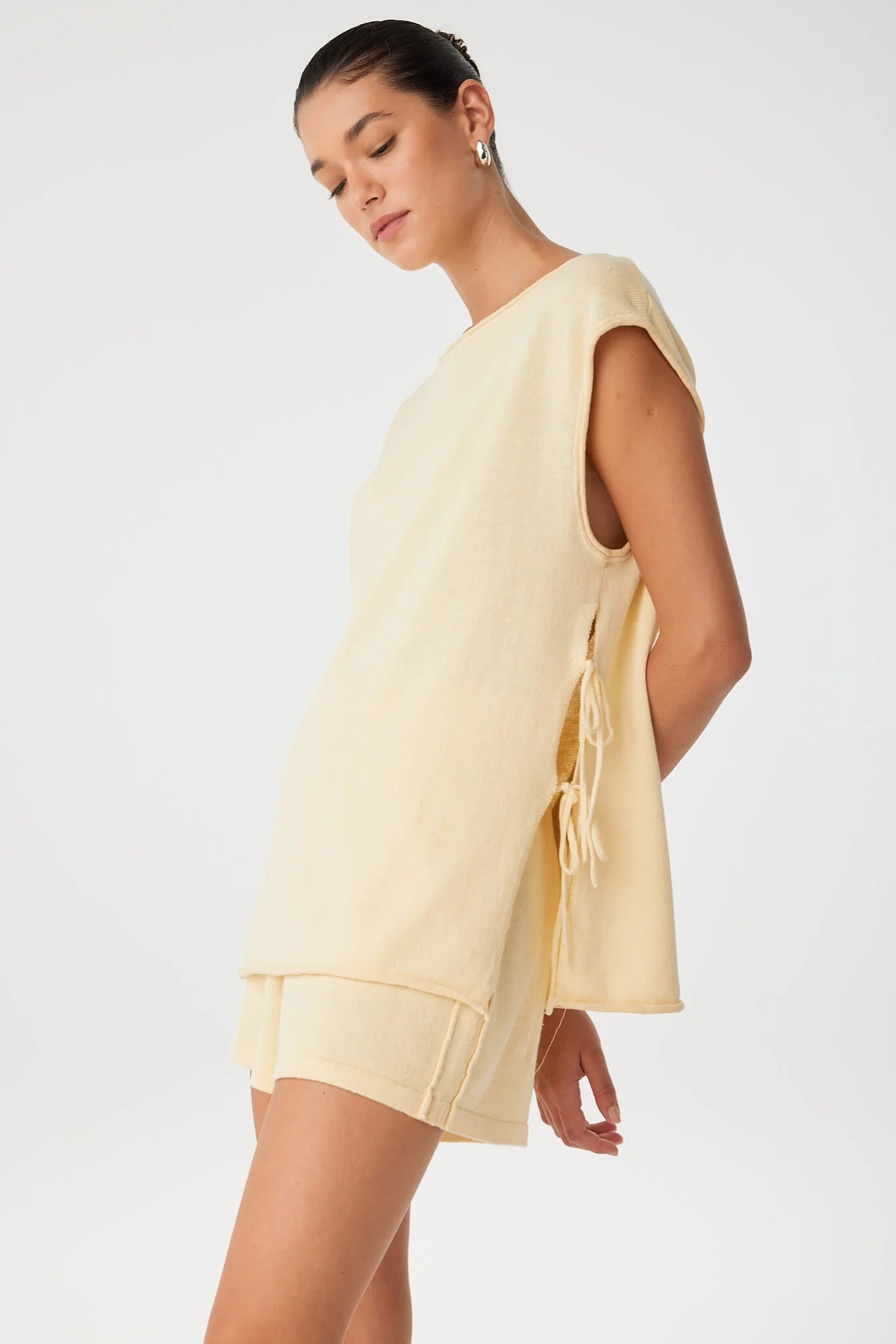 Poppy Short - Butter
