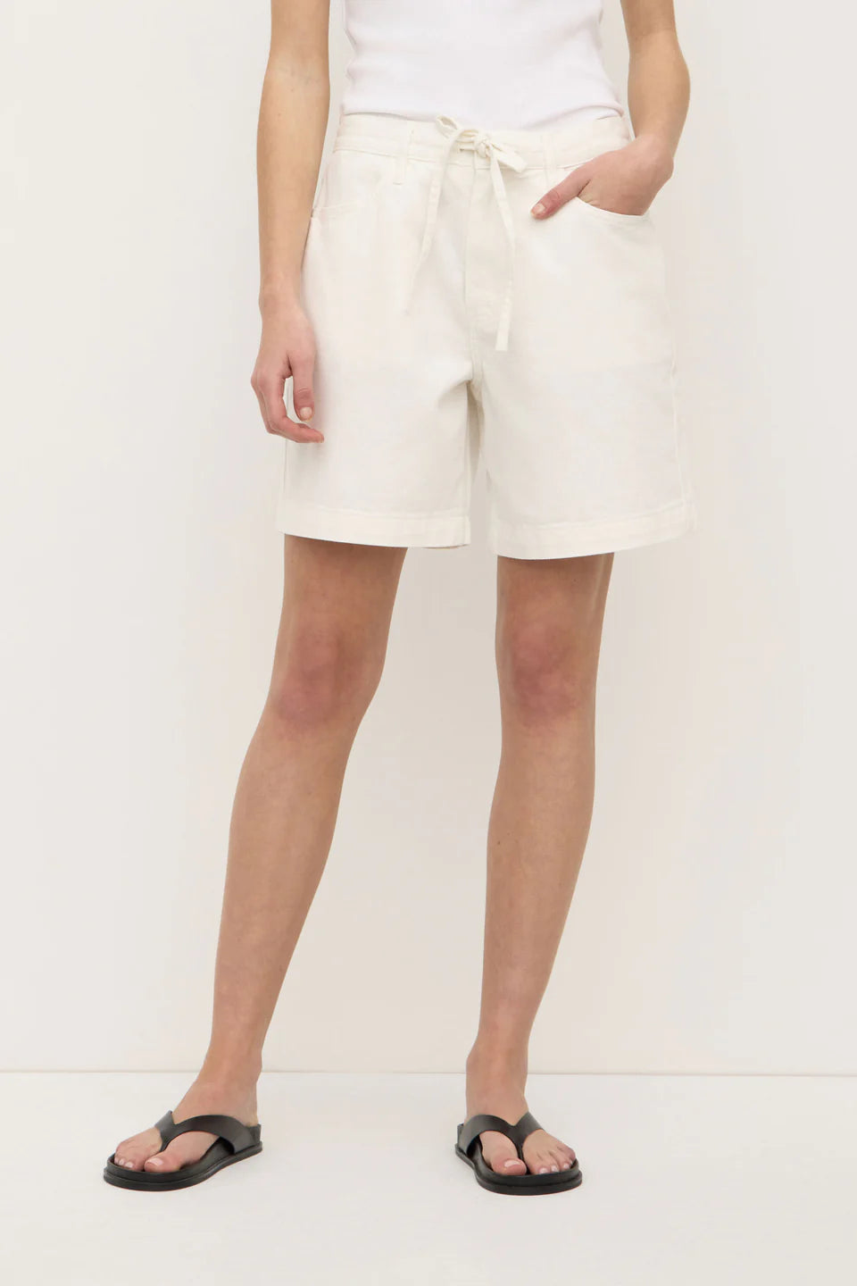 Bobbie Twill Midrise Short - Antique White