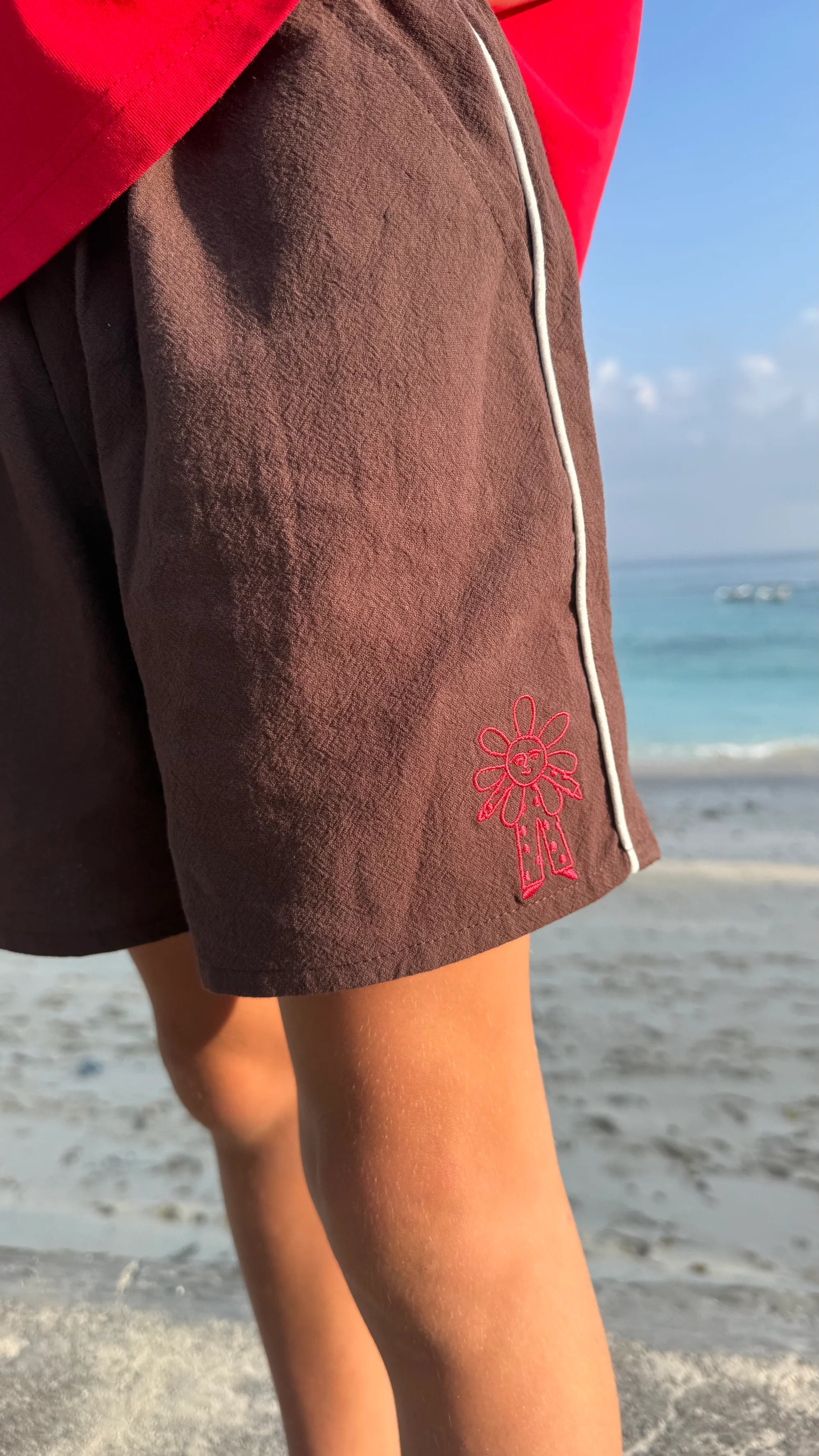 Dancing Flowers Shorts - Cocoa