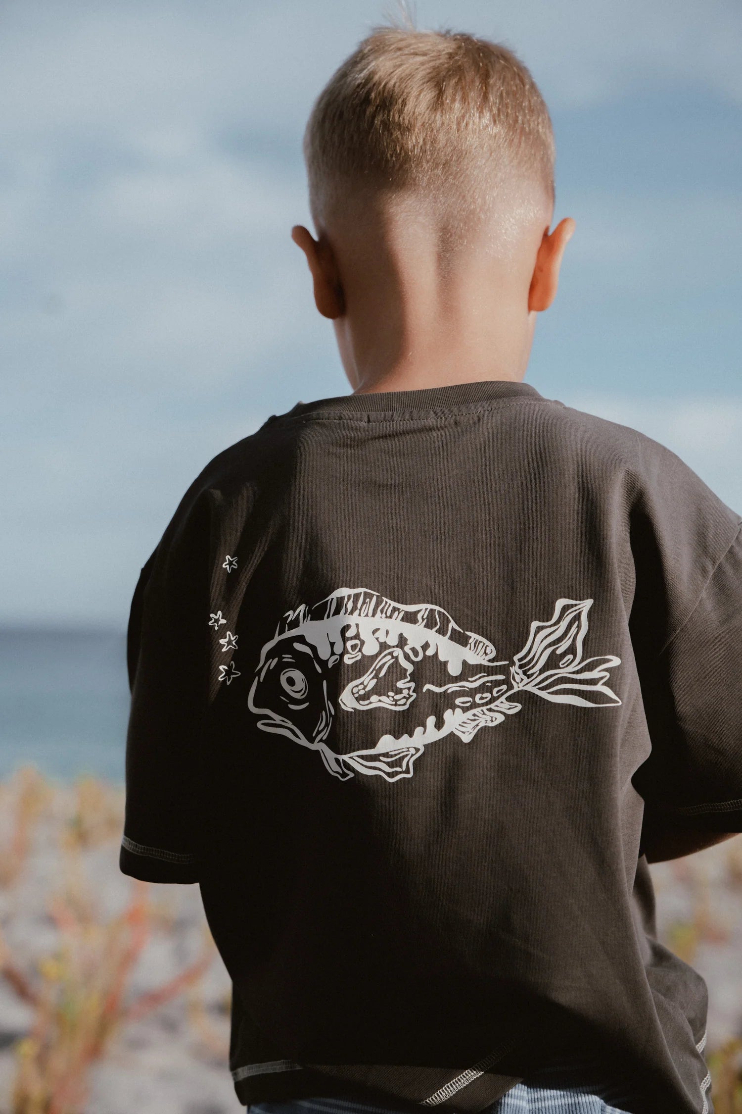 Fishy Tee - Charcoal