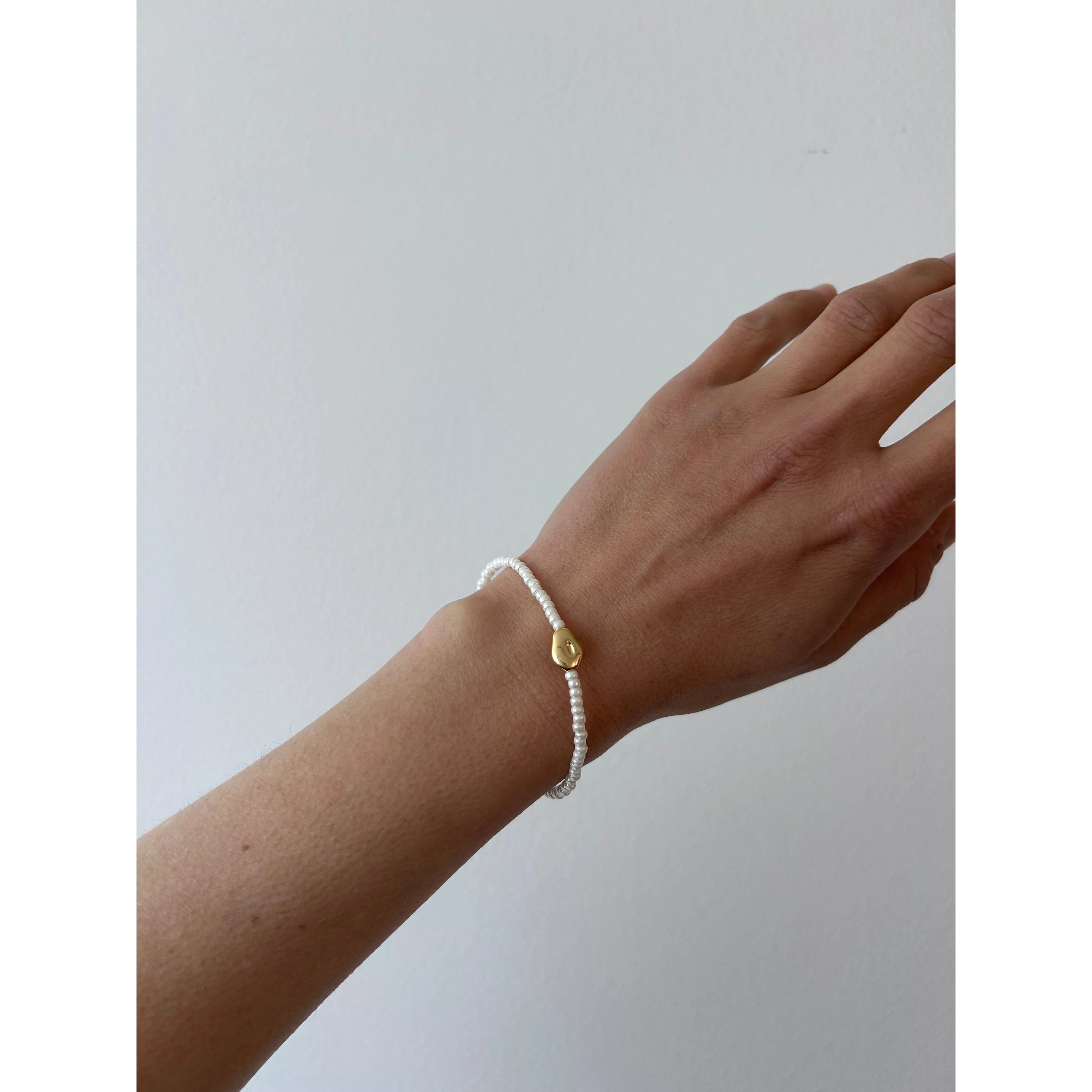 Epona Studios Gold Pebble Bracelet