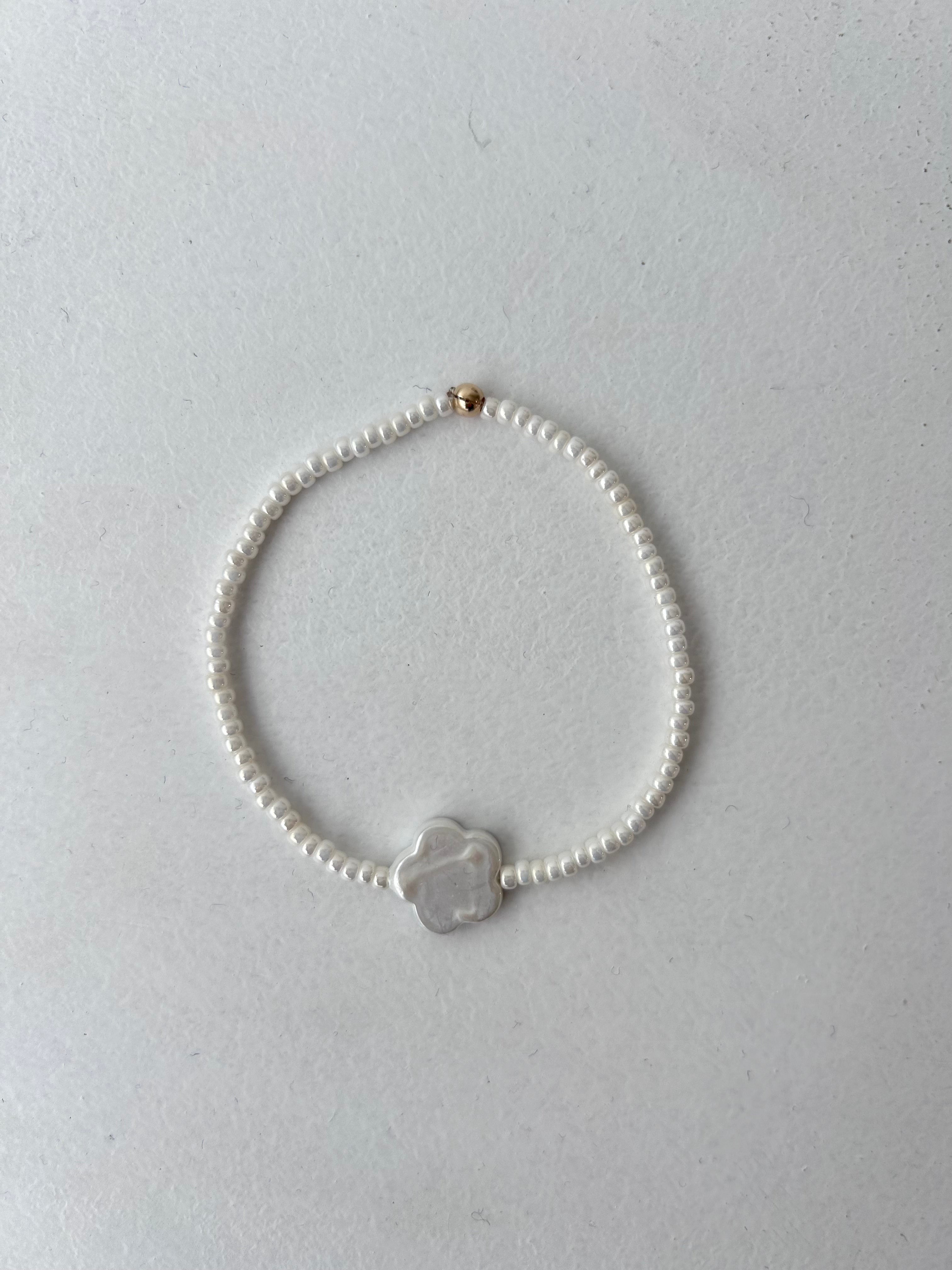 Epona Studios Flower Bracelet - Pearl