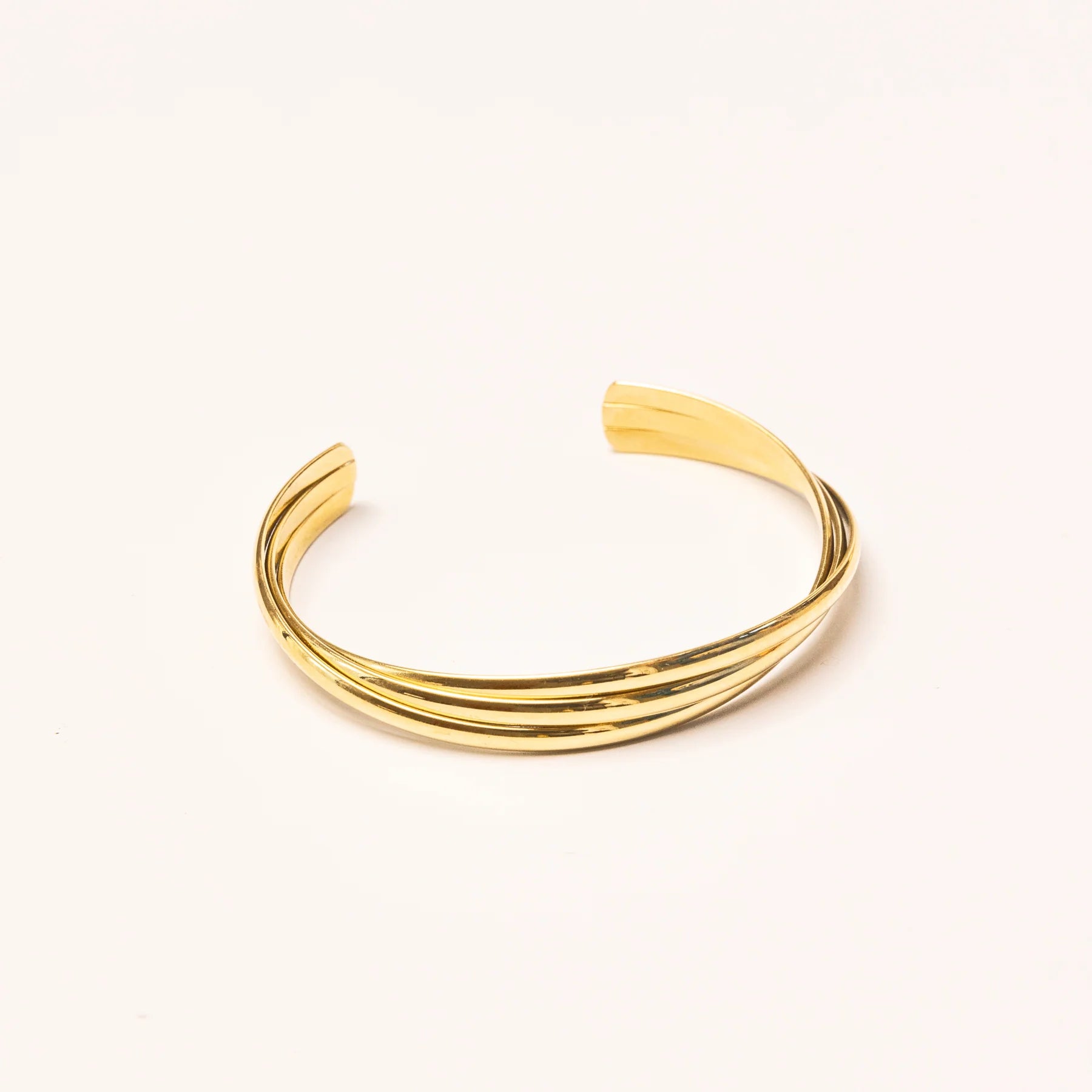 Intertwined Cuff Bracelet in Gold Plated