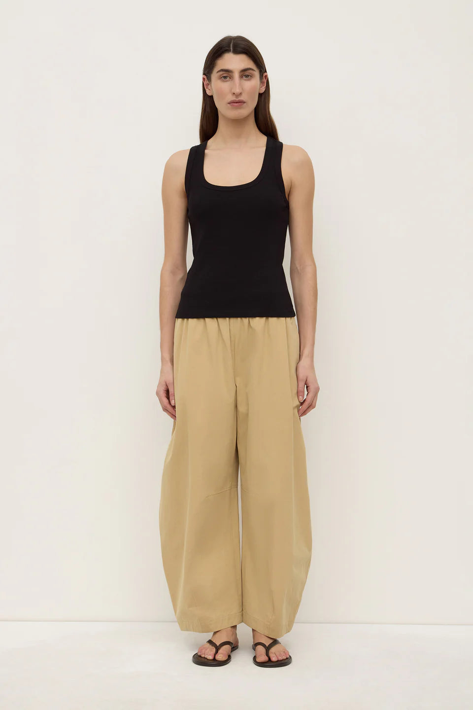 Robyn Scoop Neck - Black