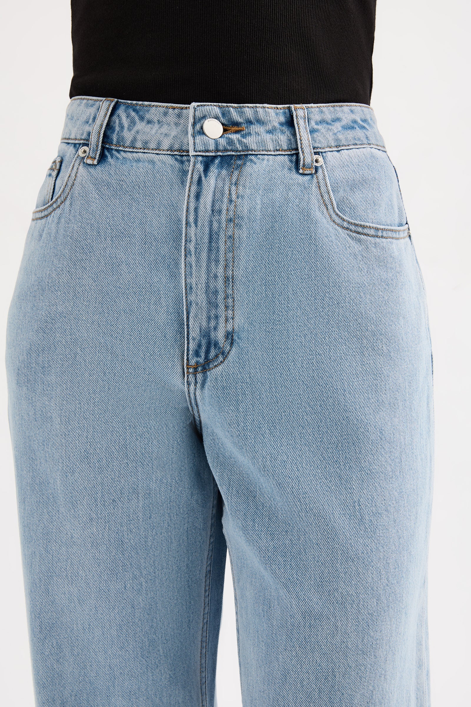 Organic Relaxed Leg Jean - 90's Blue Wash