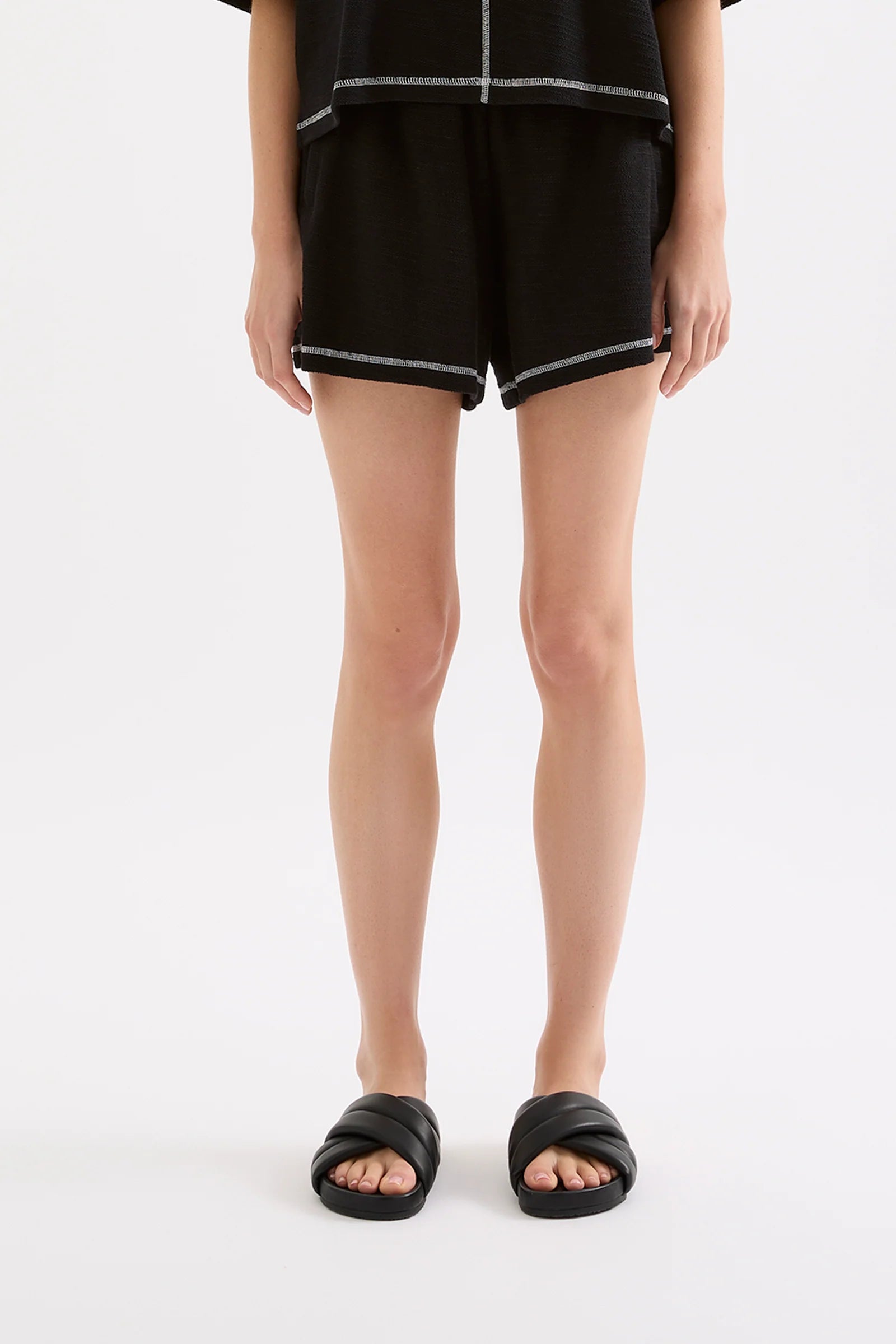 Sutton Short - Black