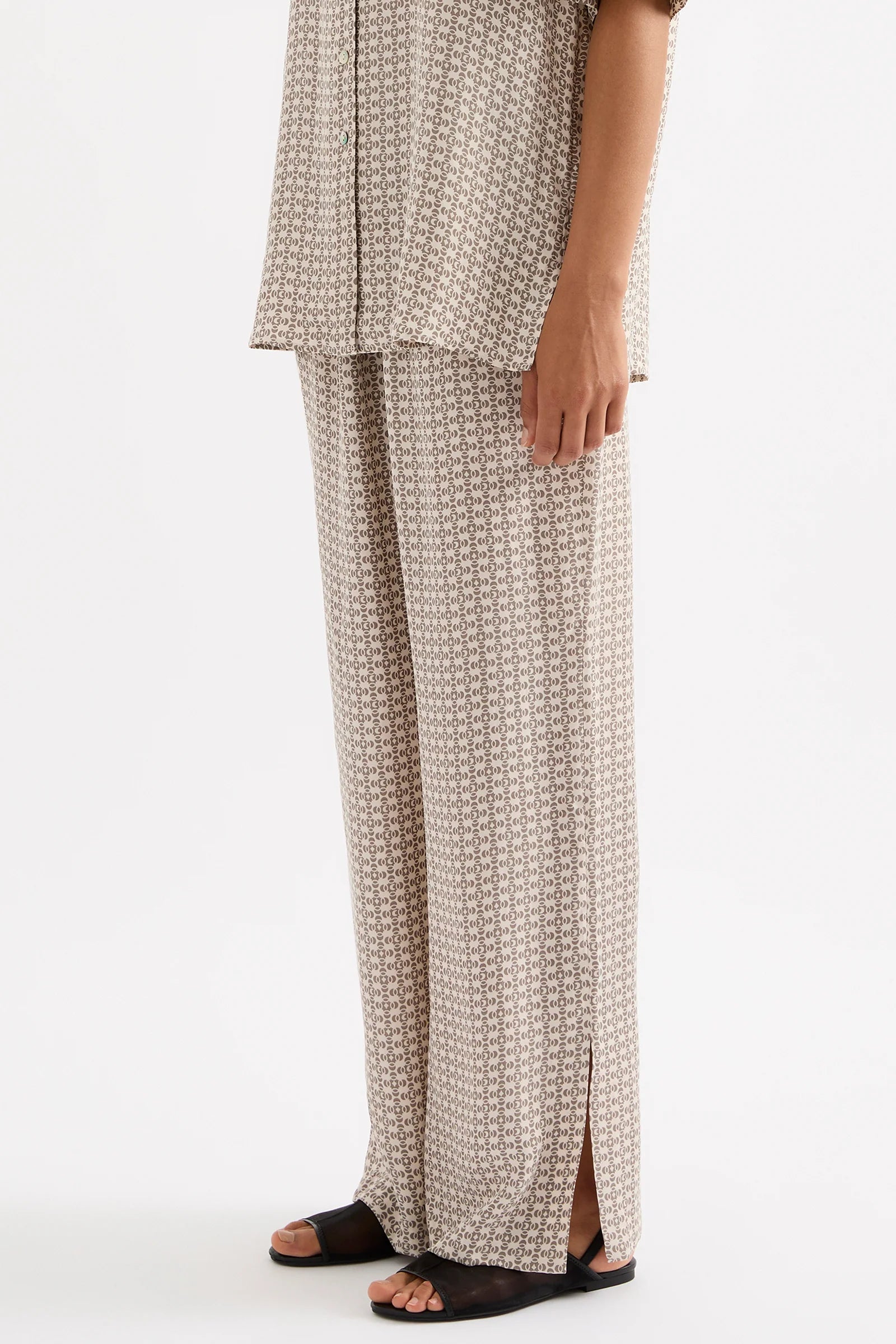 Moneta Cupro Pant