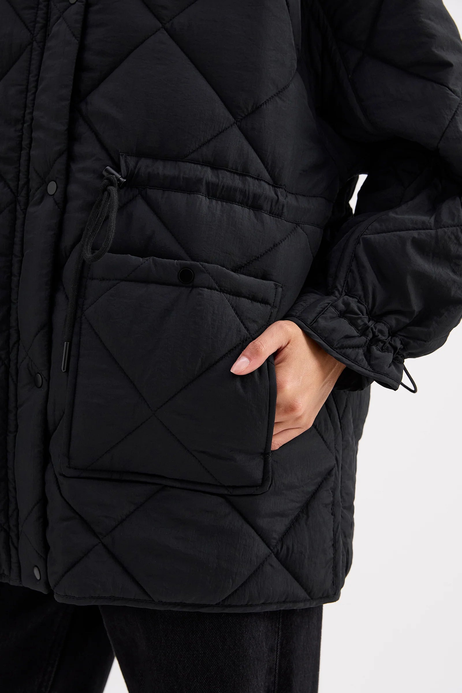 Atlas Puffer Jacket - Black