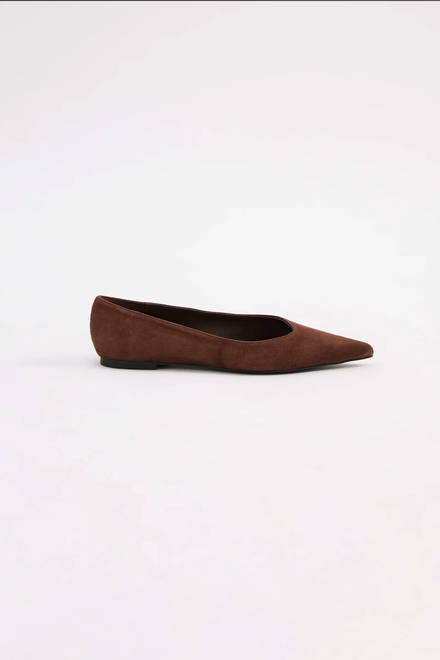 Sonnet Pointed Flat - Raisin