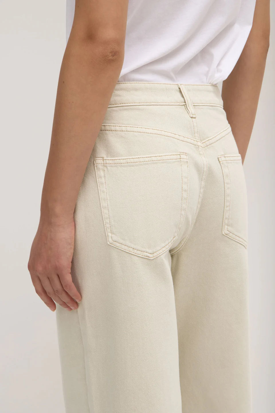 Womens Relaxed Jean - Chalk