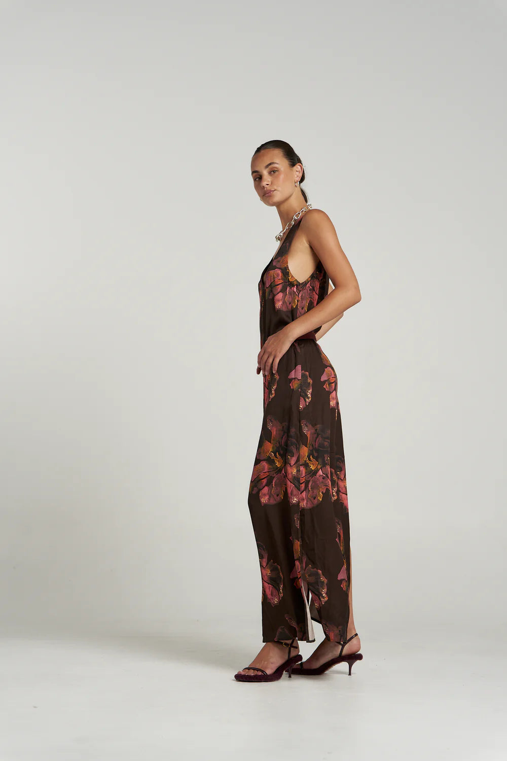V Neck Maxi – Chocolat Petals