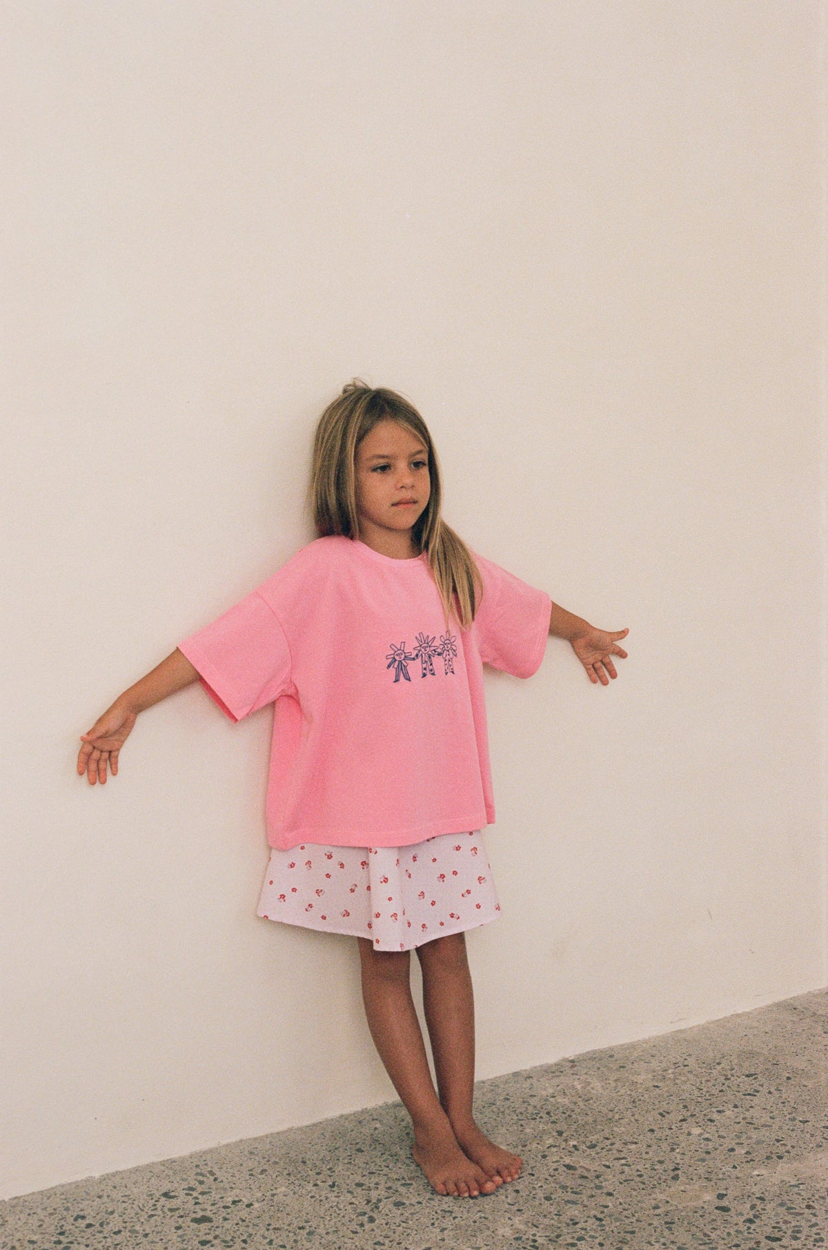 Dancing Flowers Tee - Peony