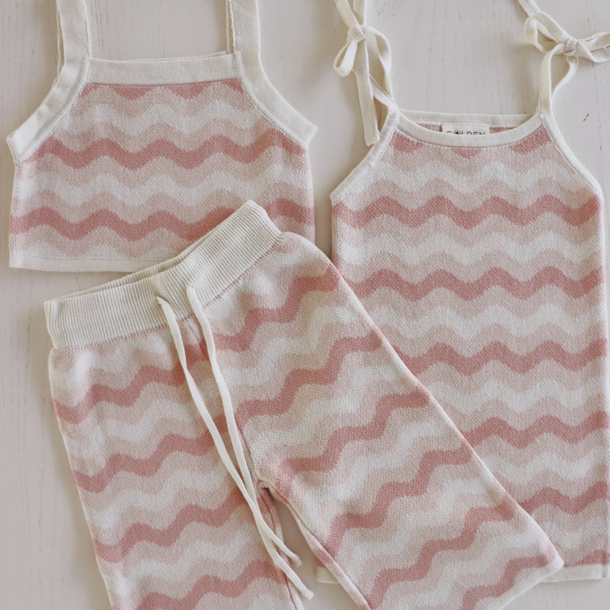 Seashore Knit Set - Strawberry & Cream