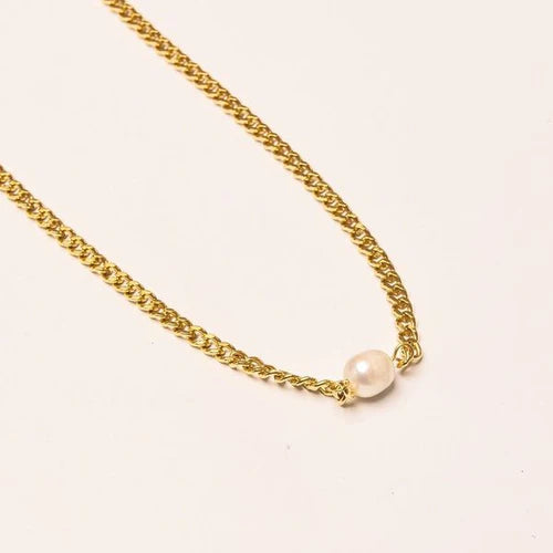 Pearl Necklace in Gold Plated